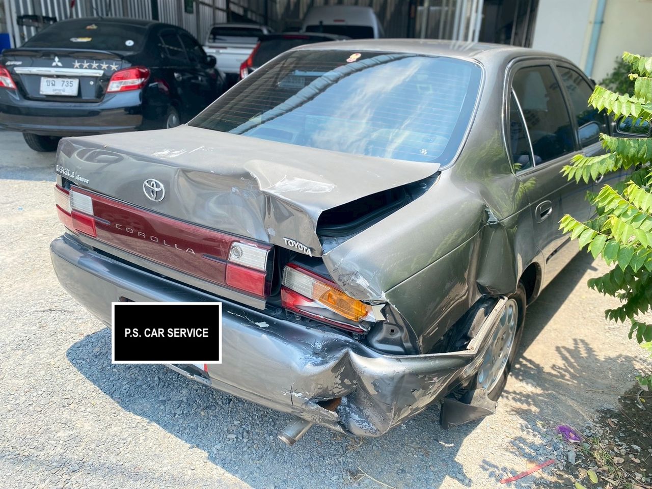 ก่อนซ่อม Toyota Corolla E100 ชนท้าย