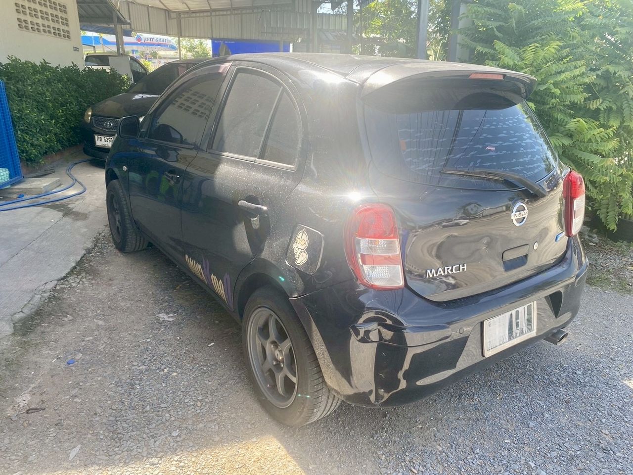 ก่อนซ่อม Nissan MARCH ชนท้าย